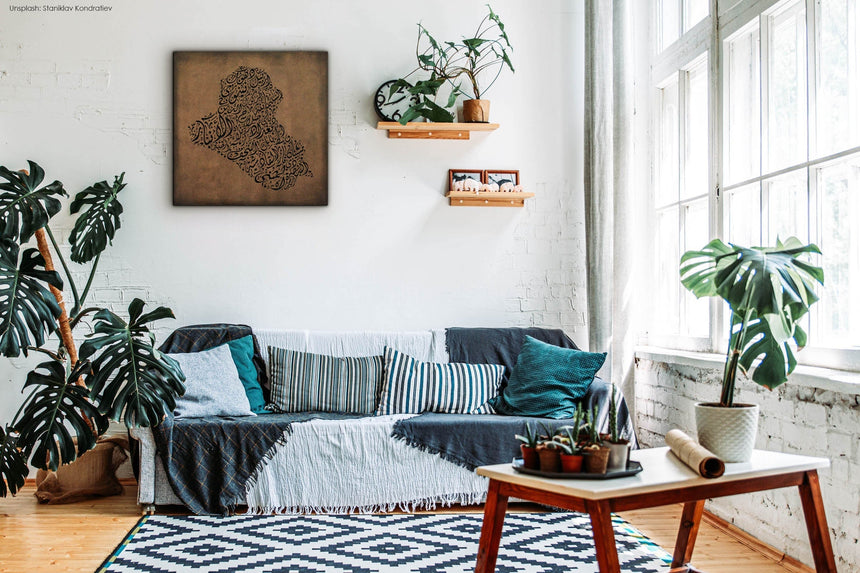 Iraq map featuring the names of its cities in a living room